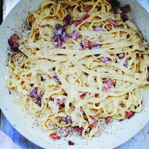 spaghetti carnonara na patelni